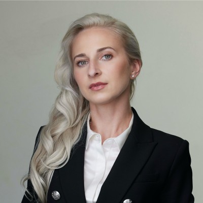 Paulina W